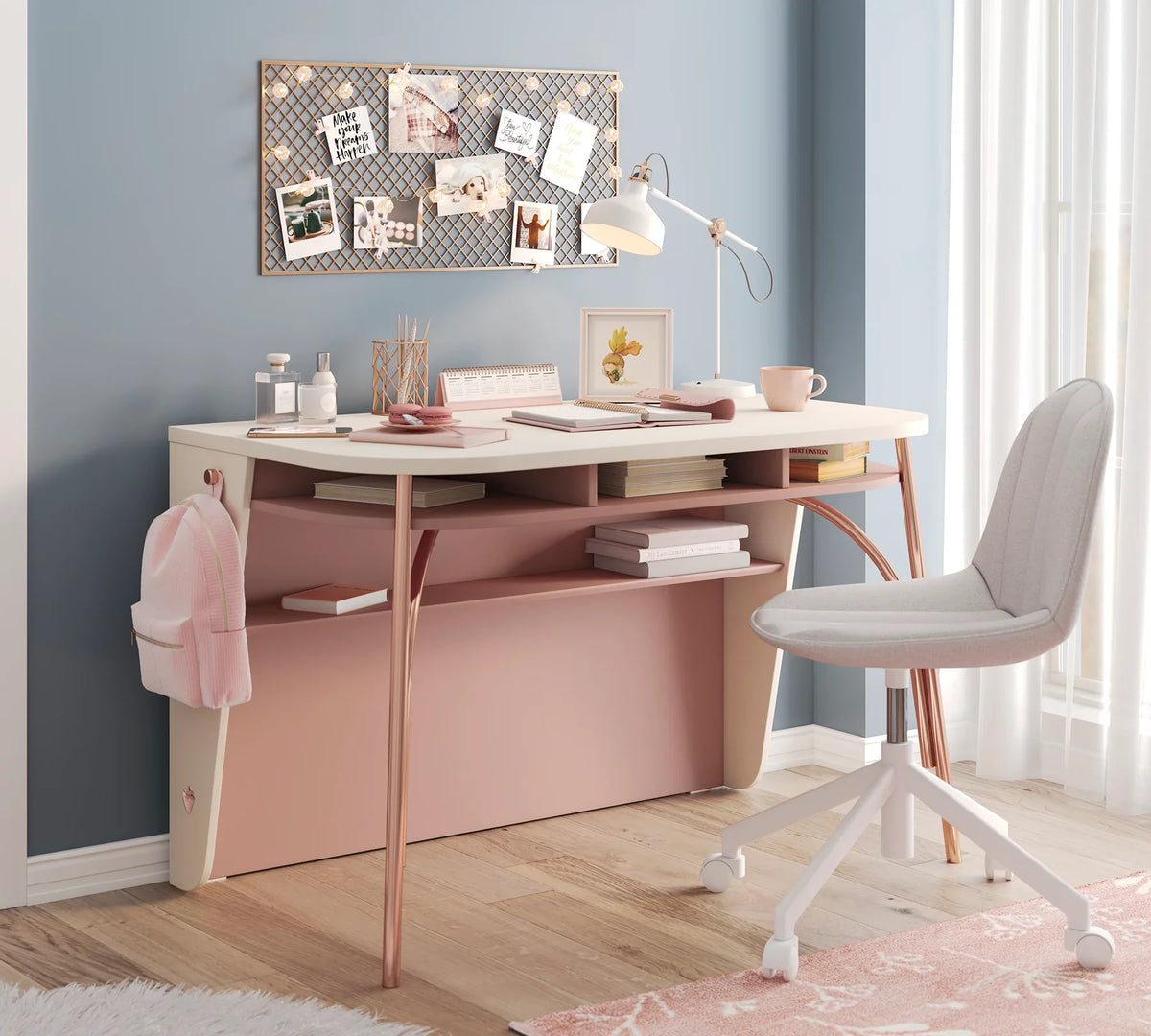 Стая «Elegance Plus» легло, гардероб, матрак, бюро, килим, завеси, осветление