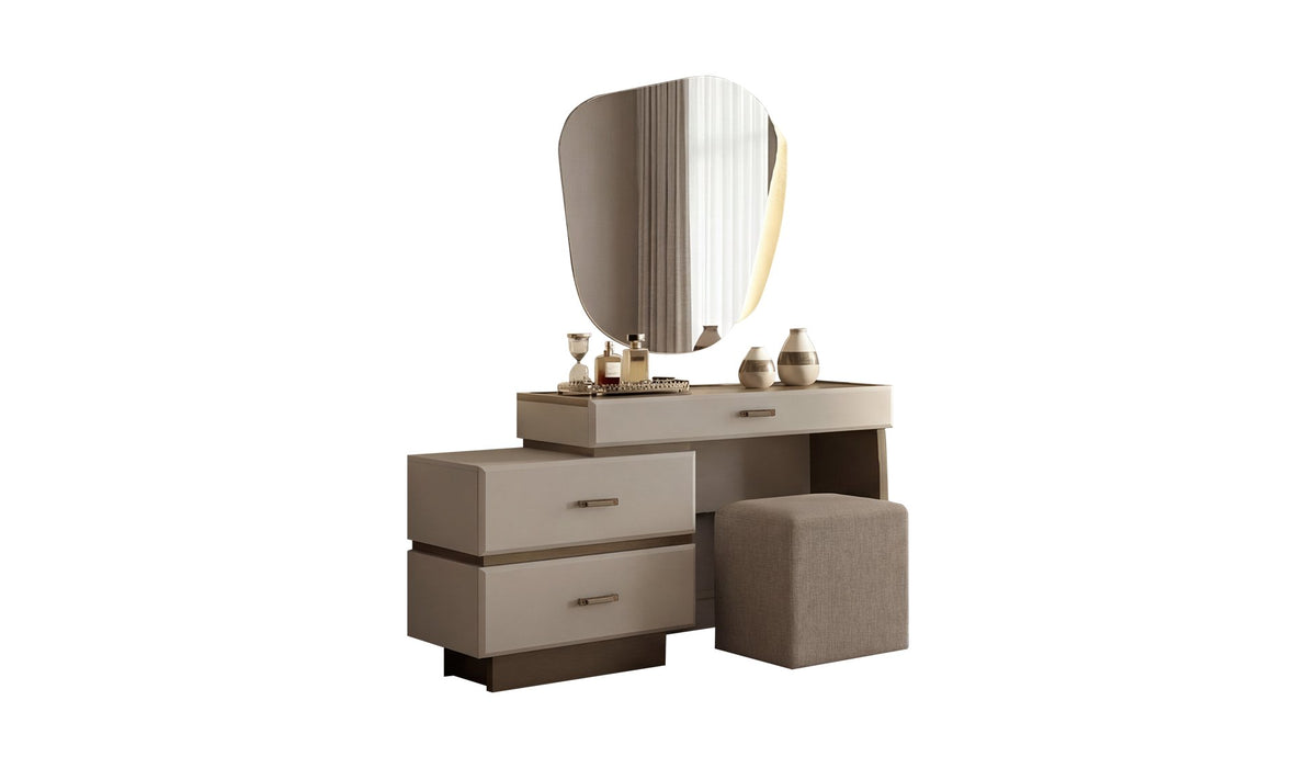 Тоалетка «Teba» с три чекмеджета, размери 136х84х45см