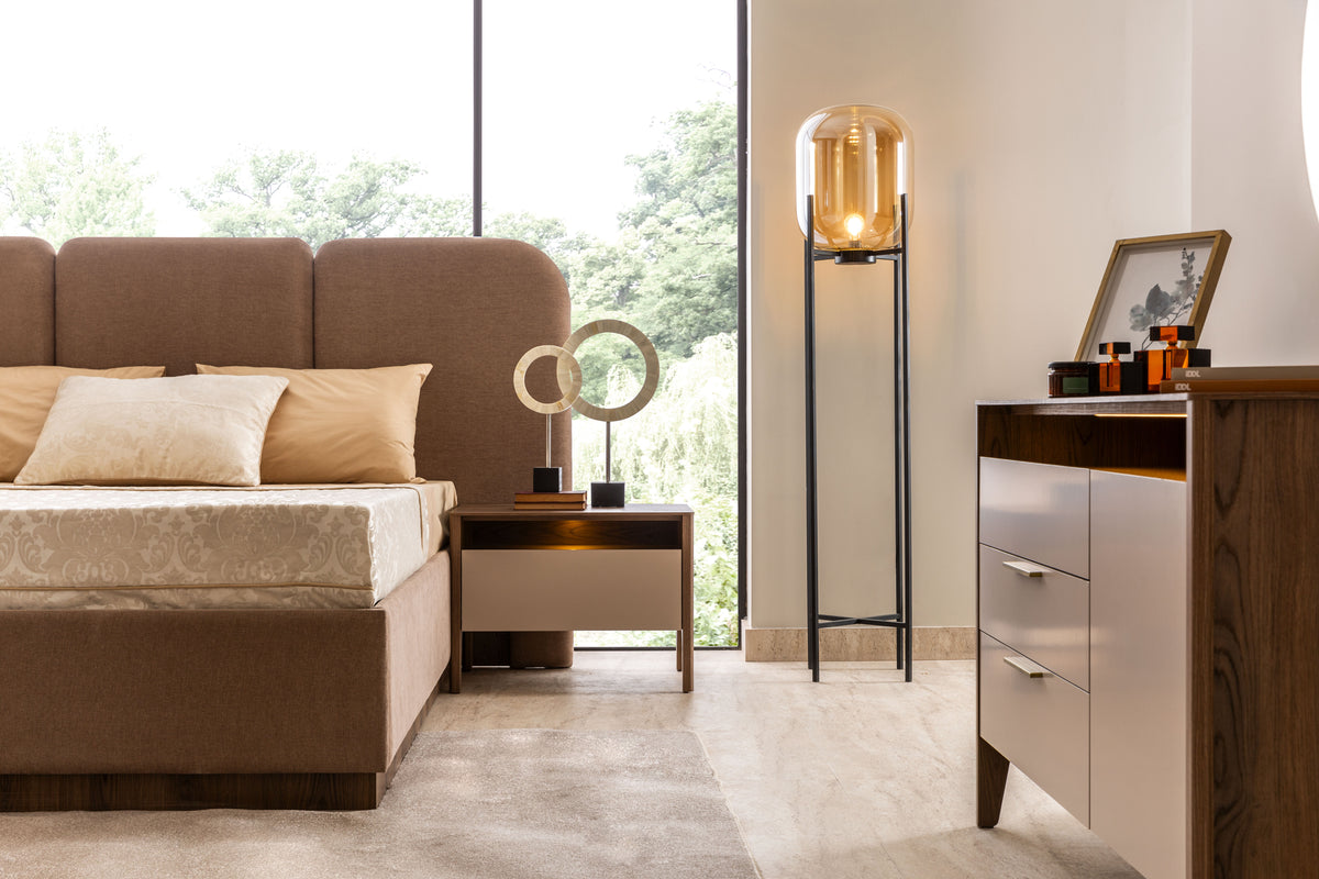 Нощно шкафче «Tilsim» + чекмедже и рафт с LED осветление, размер 68х50х48см