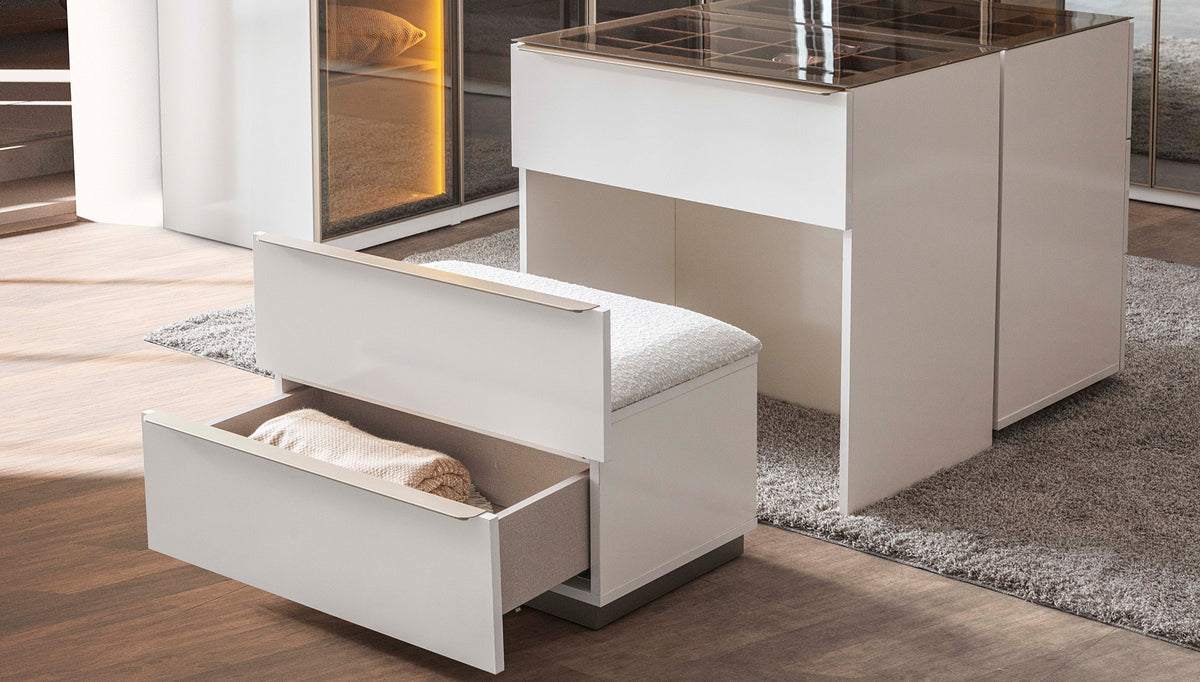 Тоалетка «Noble» + пейка с табуретка, с органайзери, размер 78х78х50см