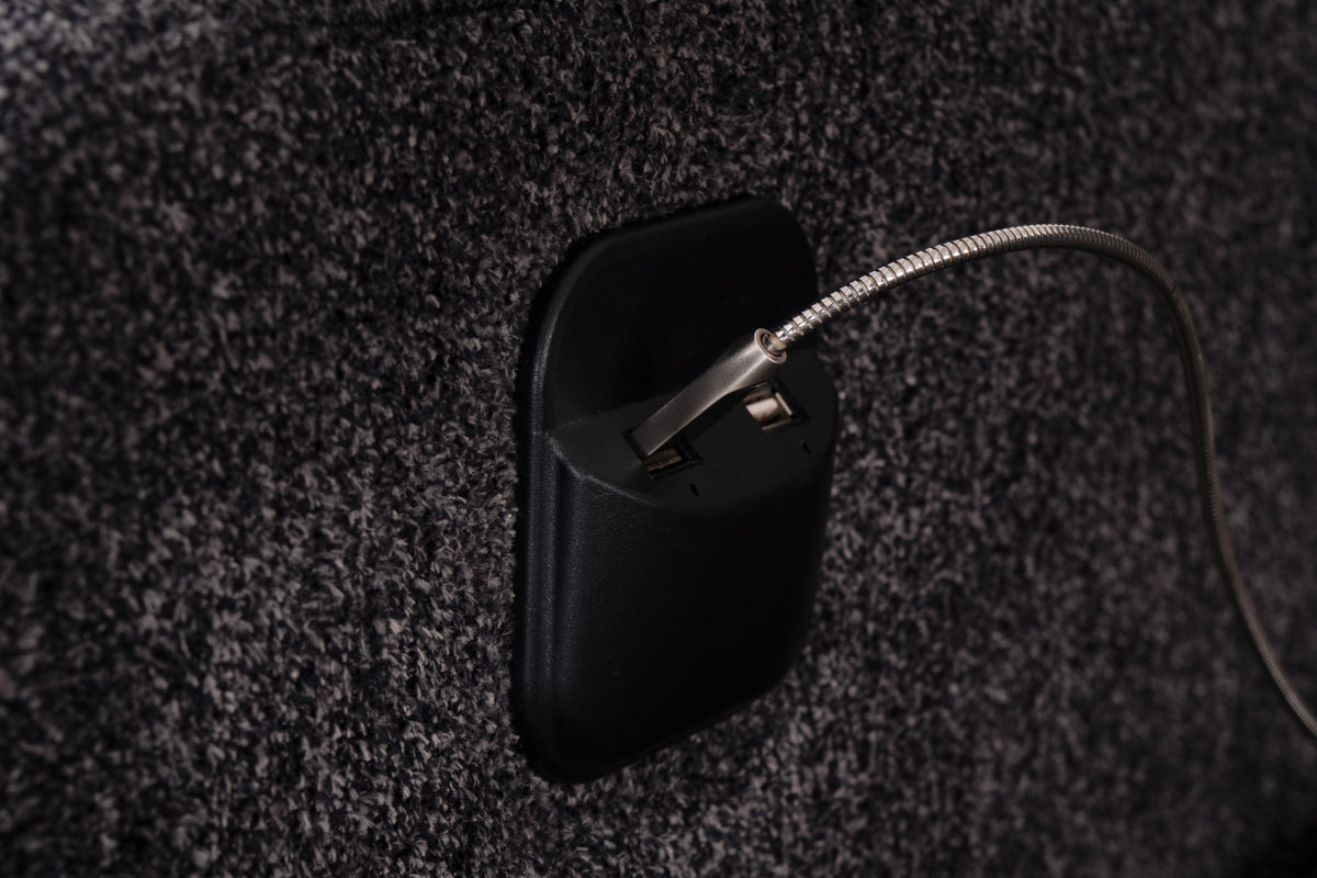 Ъглов разтегателен диван «New Port» + USB зарядна станция, ширина 247см