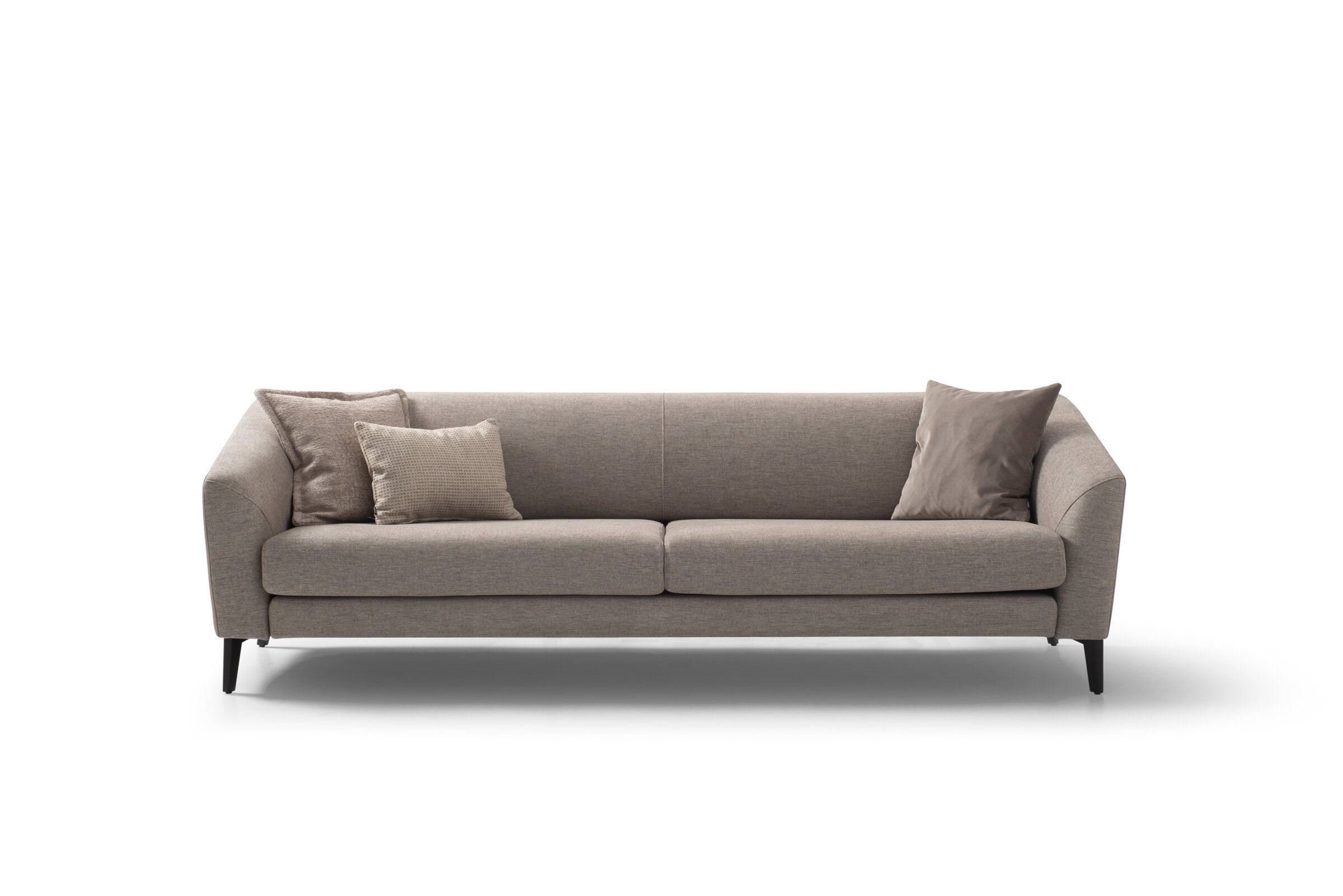 Четириместен разтегателен диван «Aston VIlla» + декоративни възглавници, ширина 236см