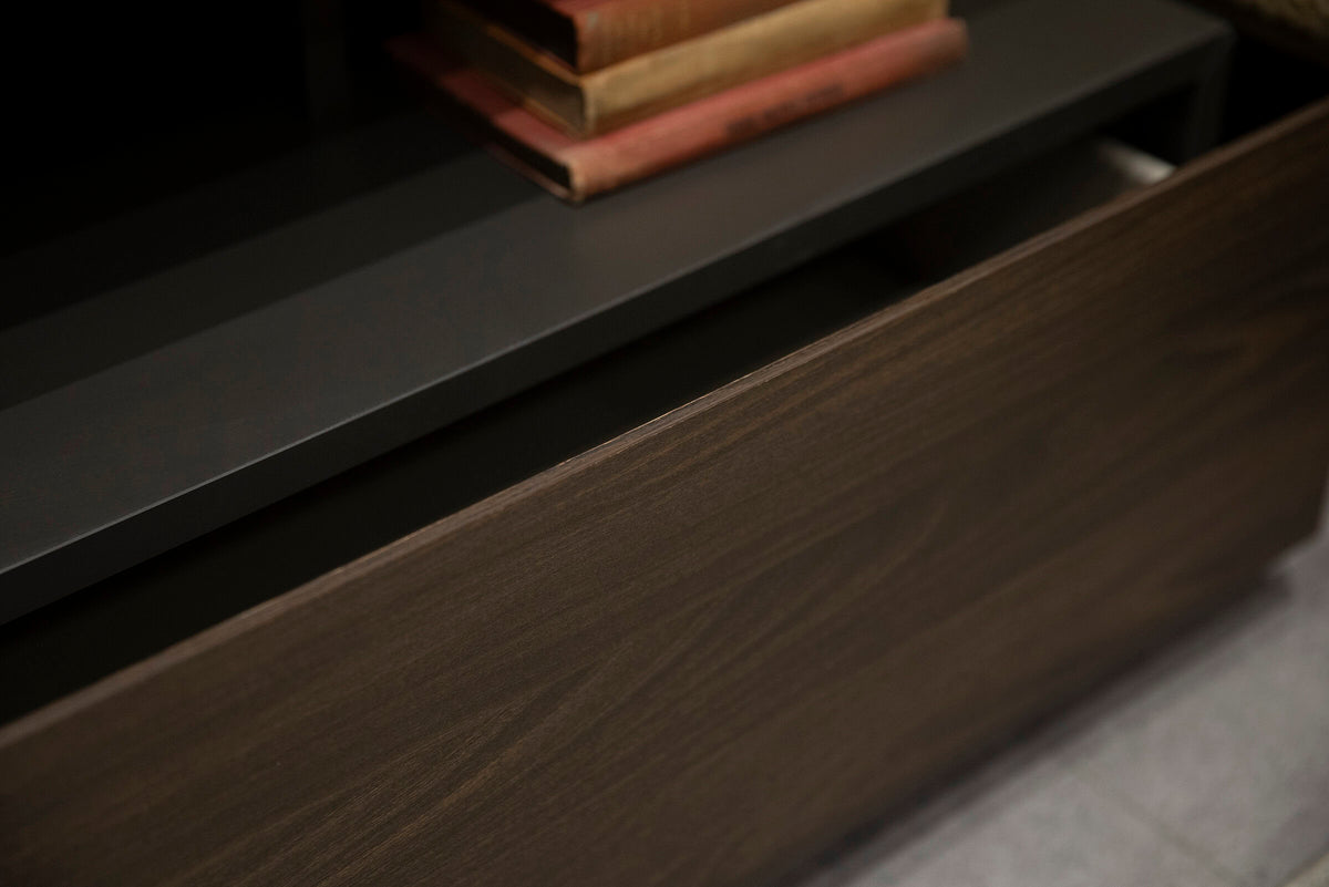Нощно шкафче «Boston» + чекмедже и рафт, размер 65х42х45см
